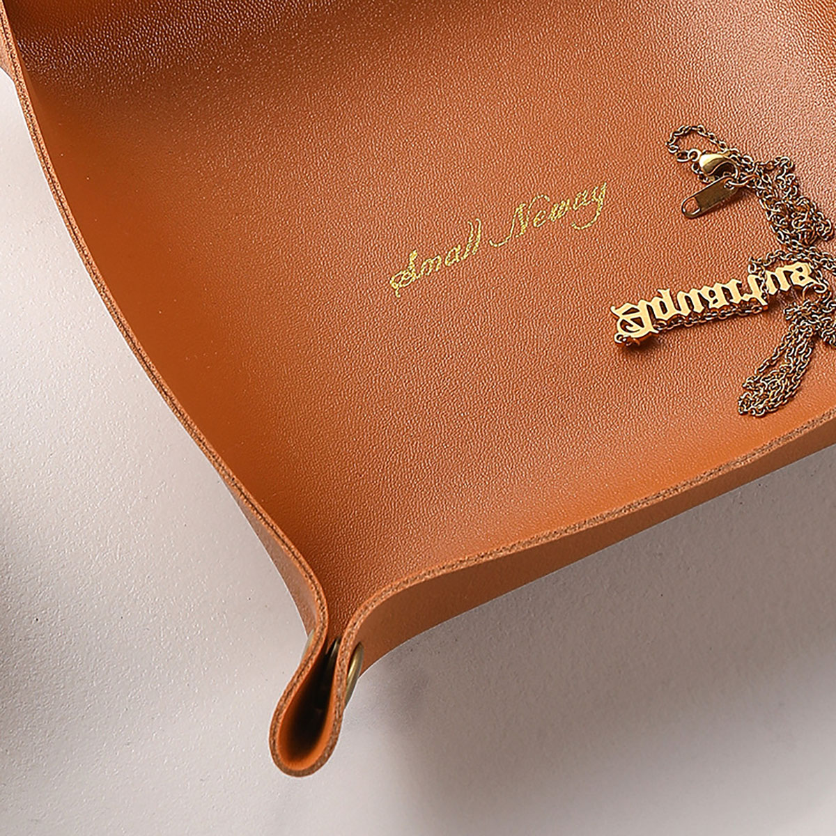 Vassoio portaoggetti in pelle  - Desk Organizer recensione e prezzo